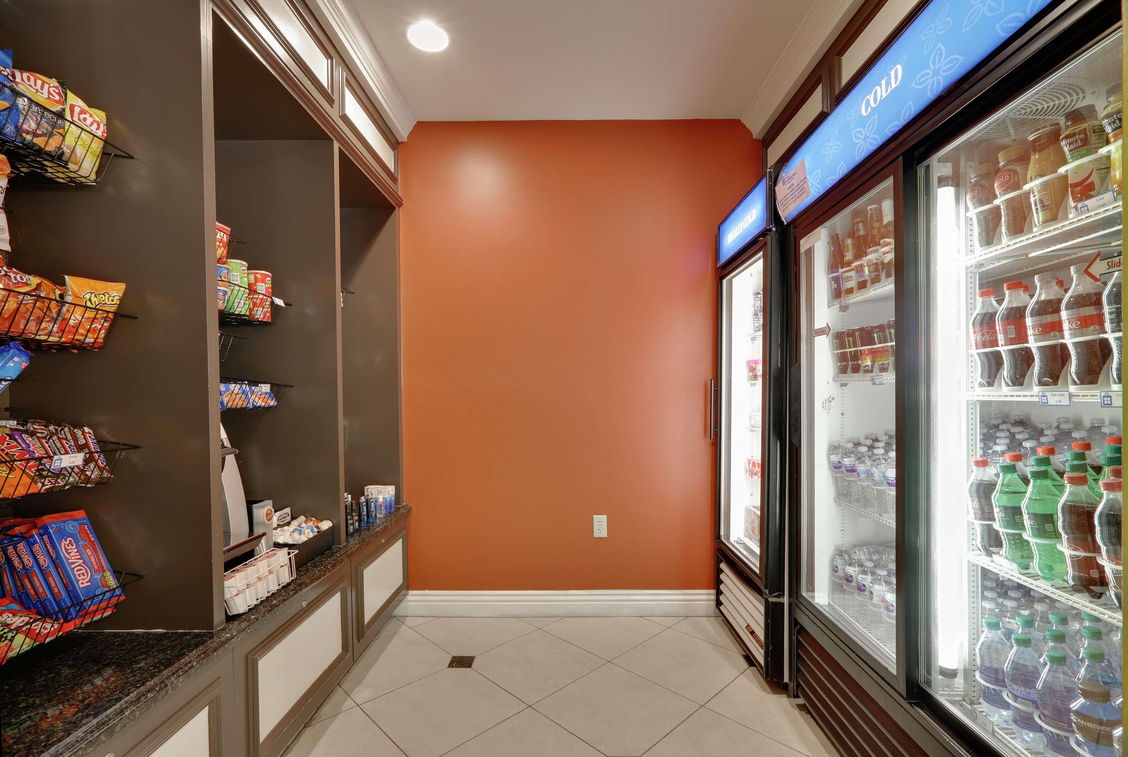 Hilton Garden Inn San Diego Del Mar Eksteriør billede