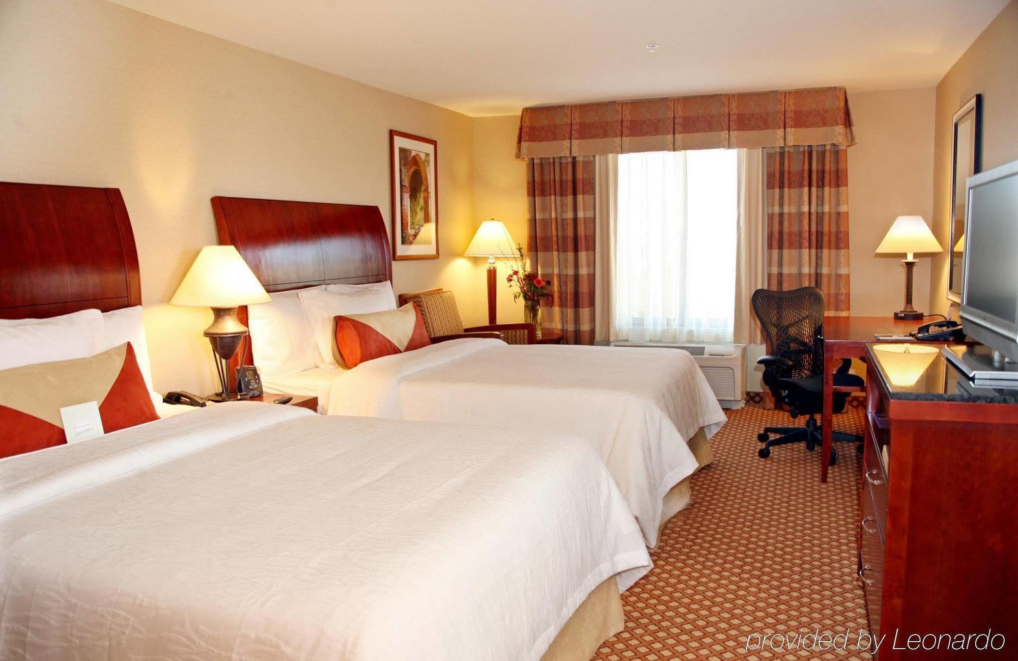 Hilton Garden Inn San Diego Del Mar Værelse billede